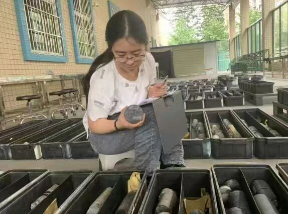 张婧雅：岩石间的追光者